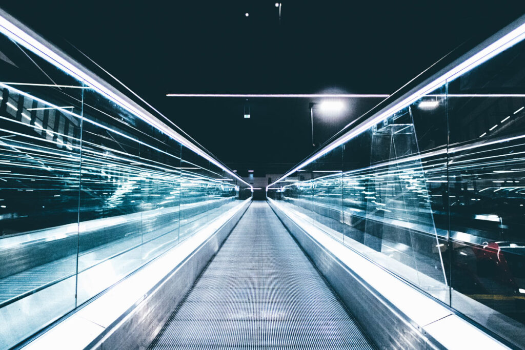 An image of an escalator.